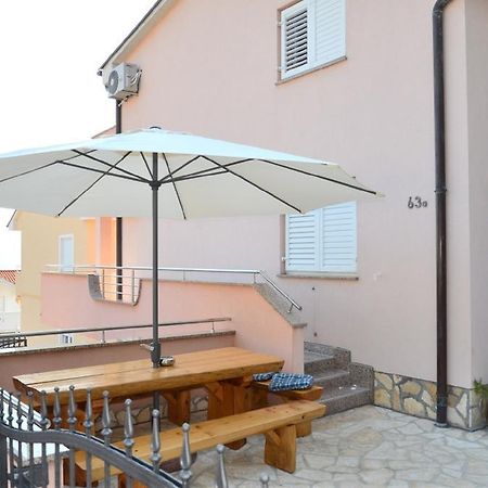 Apartments Bozic Novi Vinodolski Buitenkant foto