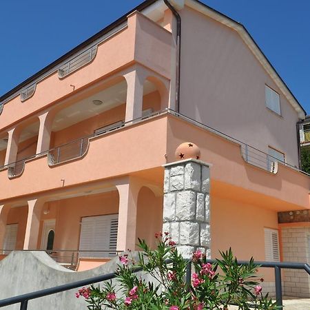 Apartments Bozic Novi Vinodolski Buitenkant foto
