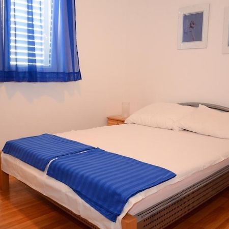 Apartments Bozic Novi Vinodolski Buitenkant foto