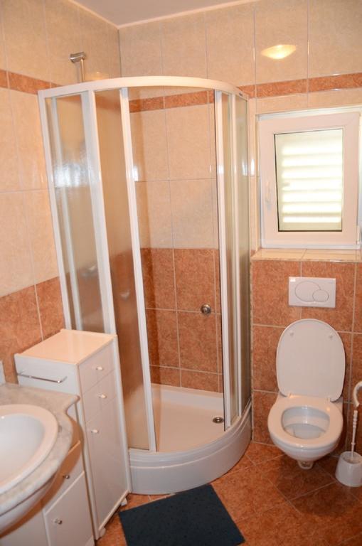 Apartments Bozic Novi Vinodolski Kamer foto